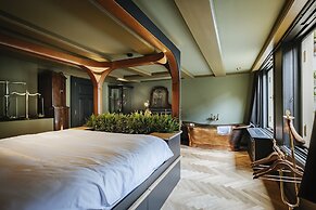 Hotel The Noblemen