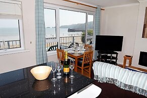 Mermaid Apartment - Sea Front Apartment With Views