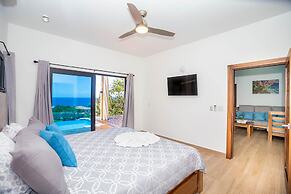West Bay Breeze 3 Bedroom Home by RedAwning