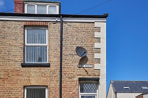 1 Oswy Street