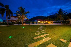 Amazing 6 Bedroom Pool Villa ED60