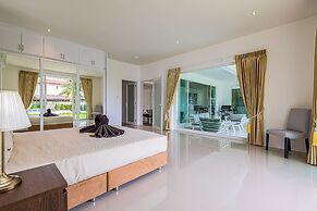 Amazing 6 Bedroom Pool Villa ED60