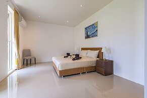 Amazing 6 Bedroom Pool Villa ED60