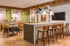 Fairfield Inn & Suites by Marriott Cancun Downtown