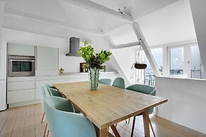 Main 2 - Cute 2-bdr Apt in Central Copenhagen