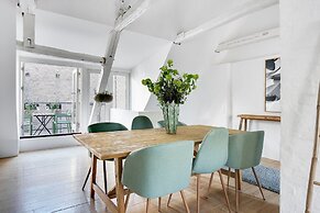 Main 2 - Cute 2-bdr Apt in Central Copenhagen