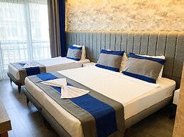 Nenessa Hotel