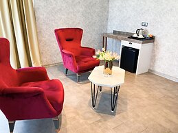 Nenessa Hotel