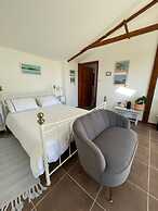 1-bed Sunny Studio Apartment in Tregony, Truro