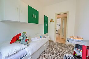 Silvy Apt Salo Charming & Near Center