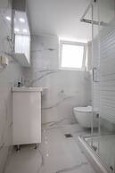 Studio penthouse near Acropolis by GHH