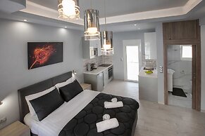 Studio penthouse near Acropolis by GHH