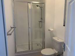 Ayr Cozy Corner Apartment