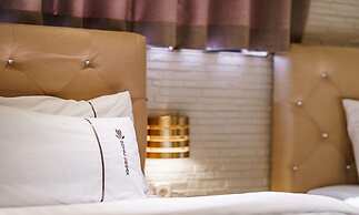 URBAN HOTEL & GOLF