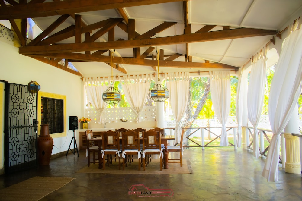Mambrui Villa