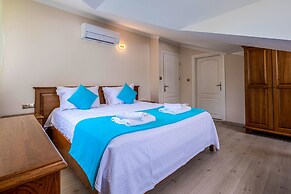 Lilly Villa 1