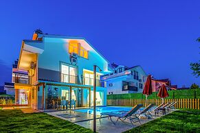 Lilly Villa 1