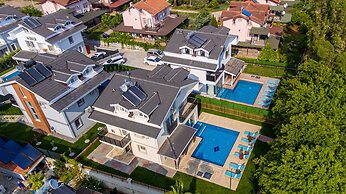 Lilly Villa 1