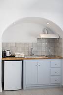 Sun Angelos Oia - Luxury Cave Suites
