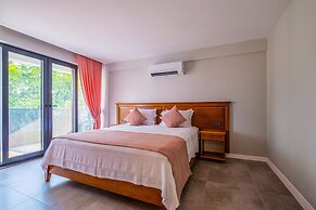 Lilly Villa 2