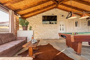 Villa Nikolina