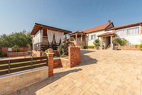 Villa Nikolina