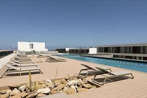 Kora Nivaria Beach