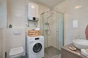 Irena Apartments