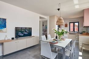 Irena Apartments