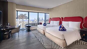 W Xiamen