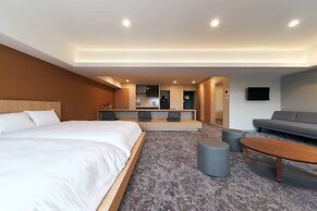 STAYAT OSAKA SHINSAIBASHI east