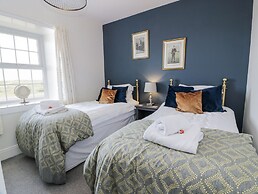 Ailsa Shores