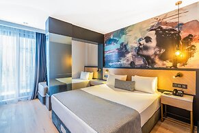 Ni Hotel Lara
