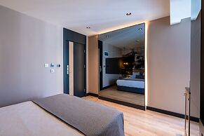 Ni Hotel Lara