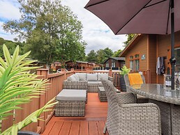 Black Dog Lodge