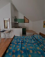 Apartment and Room Silvana
