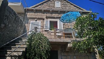 Apartment and Room Silvana