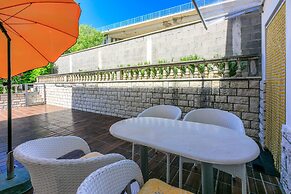 Apartments Bella