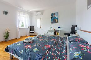 House Sevgi