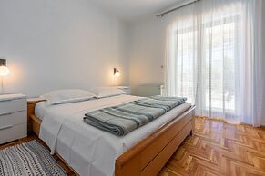 Apartments Mirena