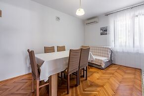Apartments Mirena