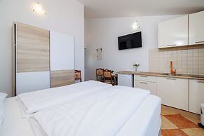 Apartments Brana