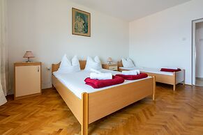 Apartments Brana