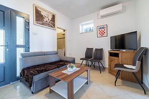 Apartments Brana