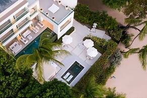 Footprints by Blue Sky Luxury