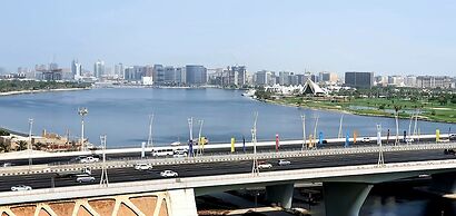 Pavilion Hotel Al Jaddaf Managed by Nooa