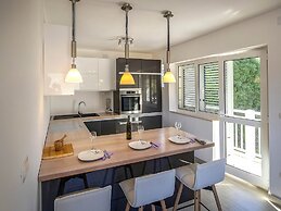 Apartments Snjezana