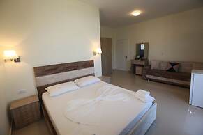 Hotel Golden
