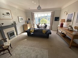 Seaside 2-bed, Sleeps 4, Parking & Pet Friendly