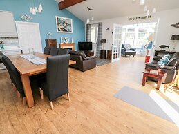Sea View Lodge